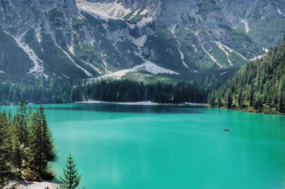 Pristine Mountain Lake — illustrative photo
